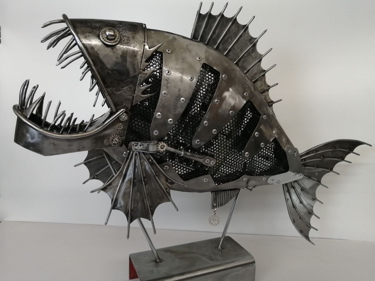 Миниатюра папки: Рыба-пила